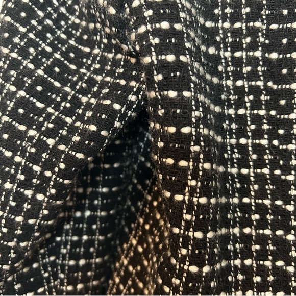 Fenn Wright Manson Black/White Tweed Open Front Blazer w/Beaded & Sequin Accent - Picture 12 of 12